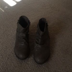 Booties, very cute and barely worn!